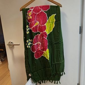 Green floral pareo